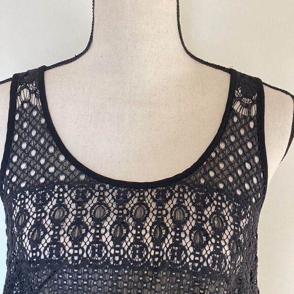 Cecico Loose Black lace top with open back S - Picture 7 of 7